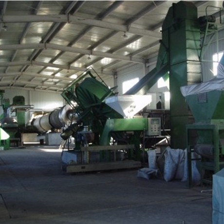 選有機(jī)肥生產(chǎn)線廠家只看價(jià)格？服務(wù)才是重點(diǎn)！